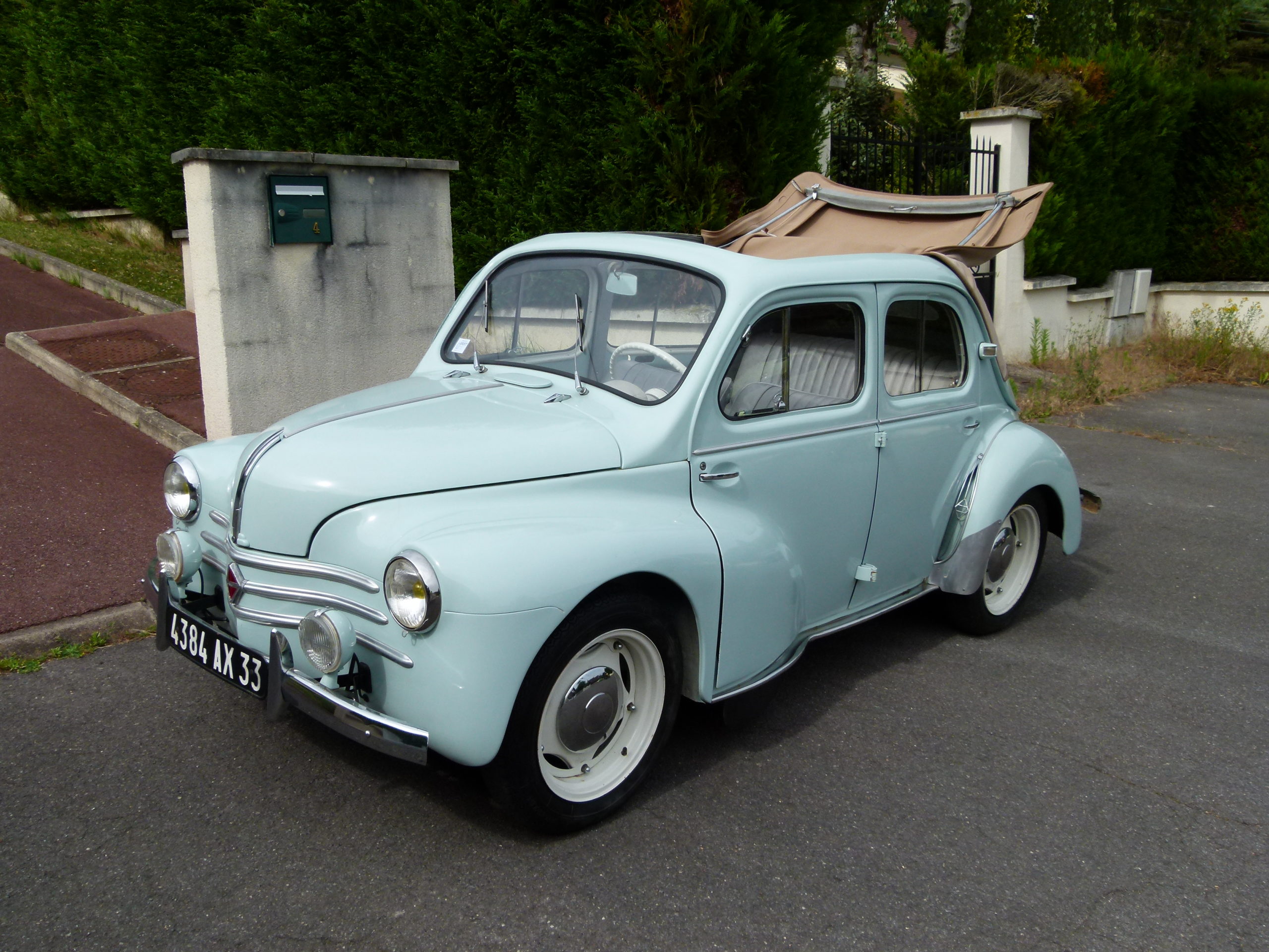 Renault 4CV 1957