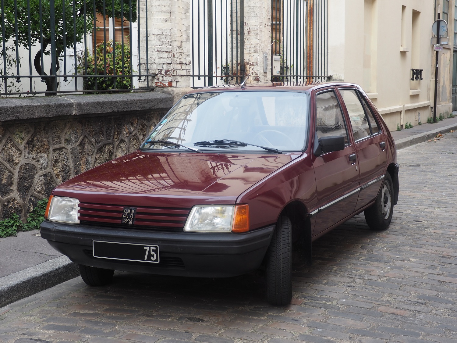 Peugeot 205 1983