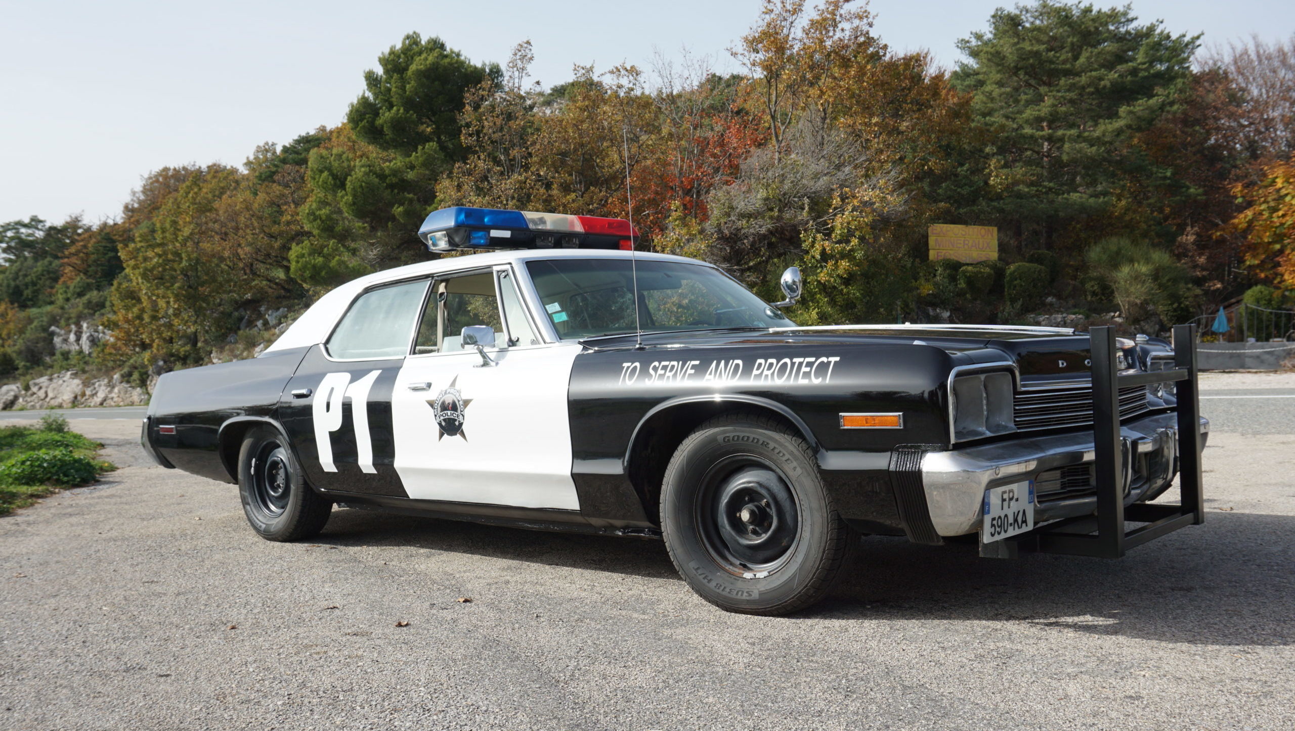 Dodge Monaco Sedan 1975