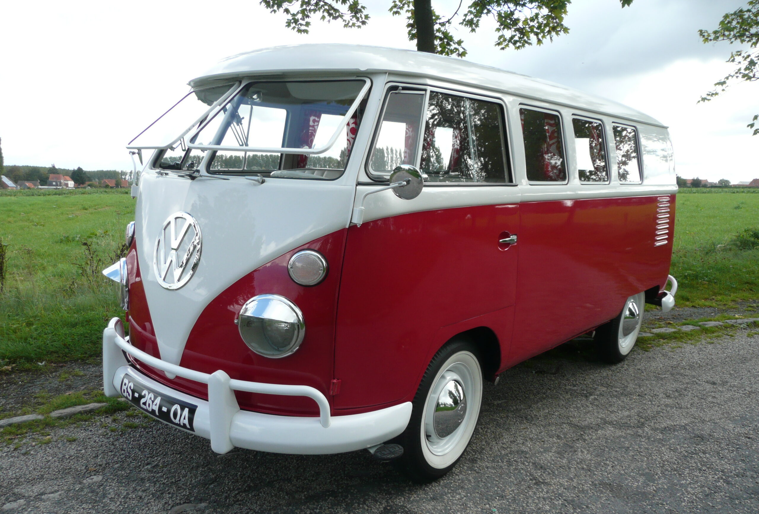 VOLKSWAGEN Combi Split Rouge de 1962